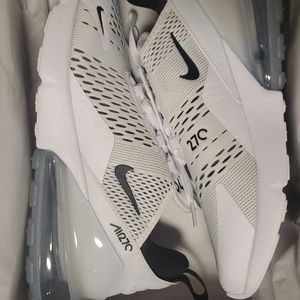 White Air Max 270